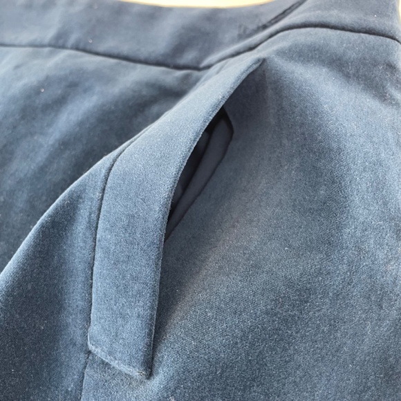 Ann Taylor Straight Skirt Velvet Blue Women’s Size 2 NEW with tag - Picture 11 of 13
